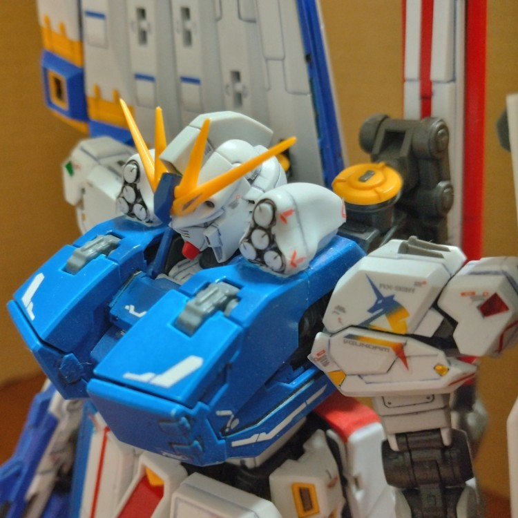 RG Hi-νガンダム （ファンネル無し）RG 福岡νガンダム 共にジャンク RG RX-93ff 福岡νガンダム(HWS+フィン・ファンネル)｜ソンネン少佐さん