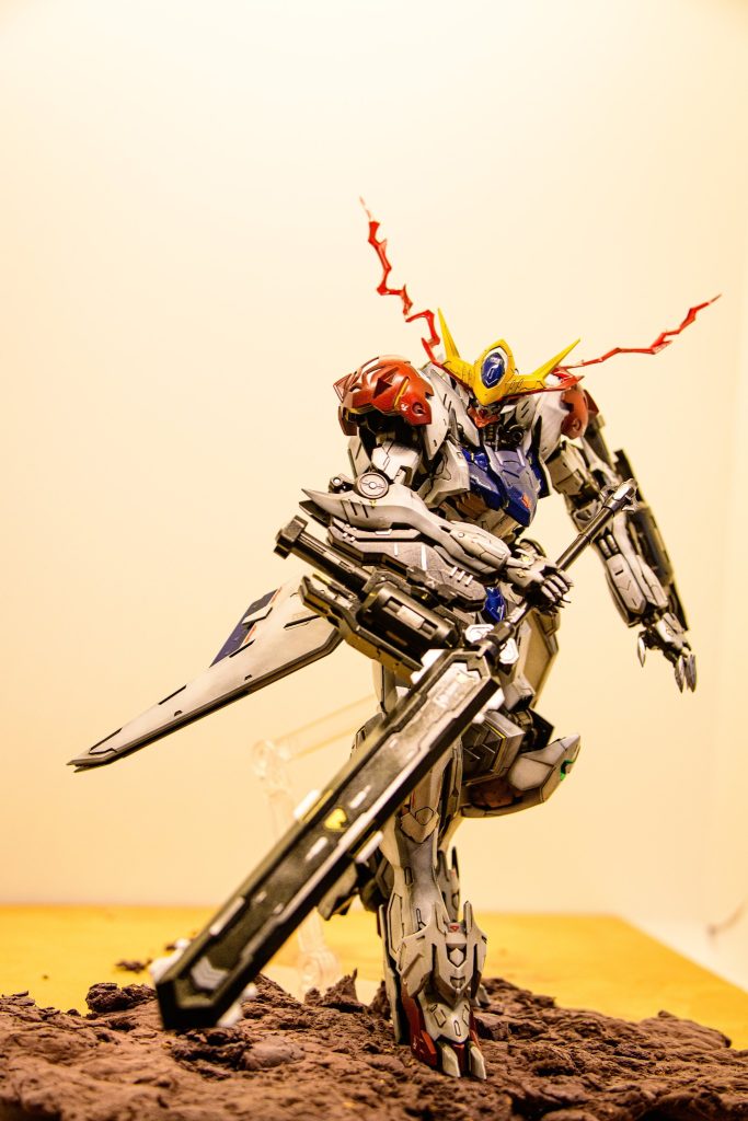 プルーマ射撃ポーズ