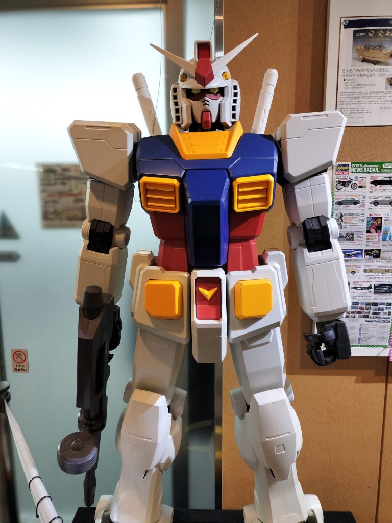 作品名：スマホ返却…..<p>なんとスマホの返却がありまして1時浮上ができました！ まぁソッコー返すのでまたしばらく見れませんがね 一応インスタの趣味垢貼っておくのでフォローしても大丈夫ですよ てかフォローしてください https://www.ins [&hellip;]</p>
