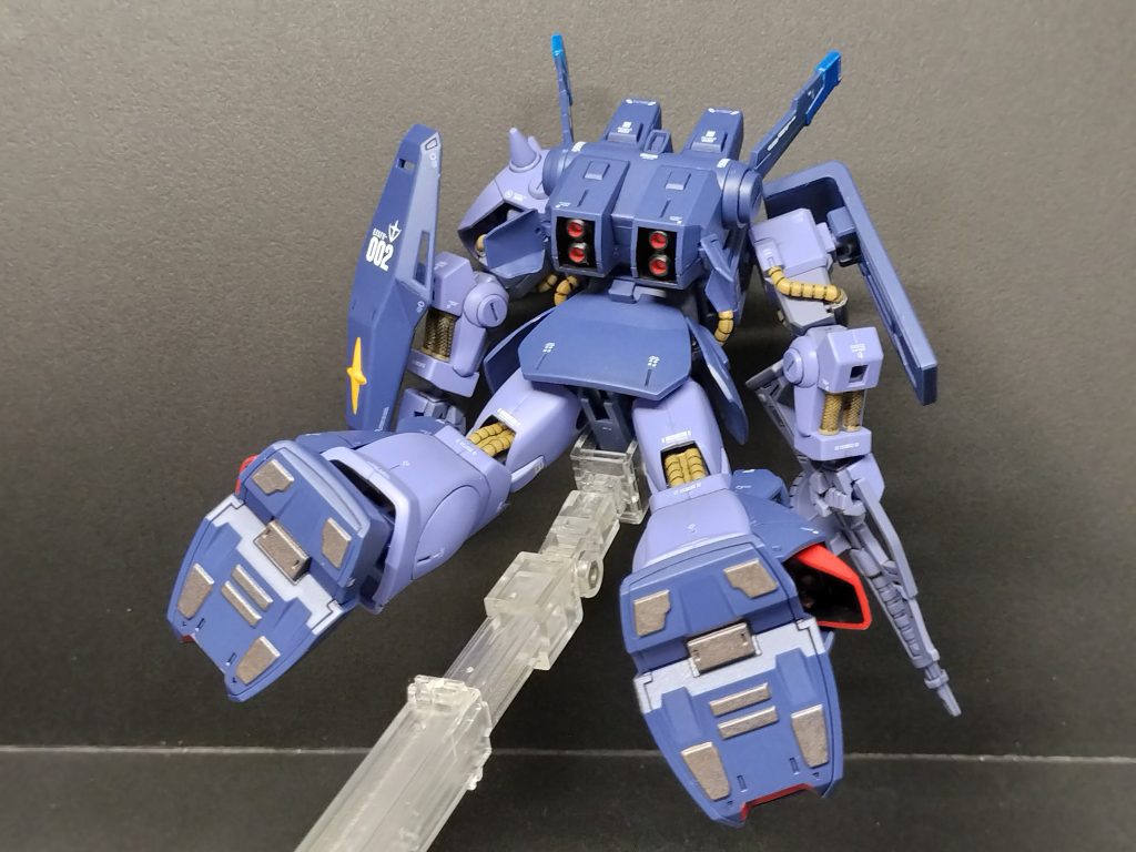 背面