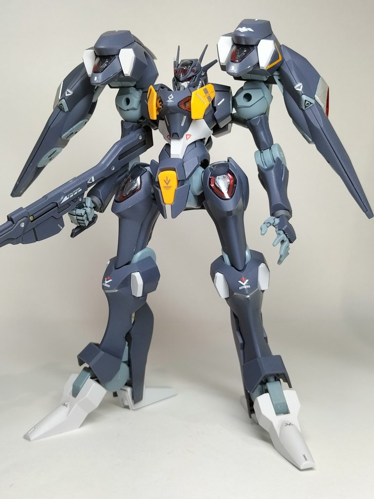 色分けはパチ組でほぼ完璧でした(zaku-kao10)ガンマカEXのシャインシルバーでディテールを塗装＋公式デカール貼ってます(gundam-kao6)