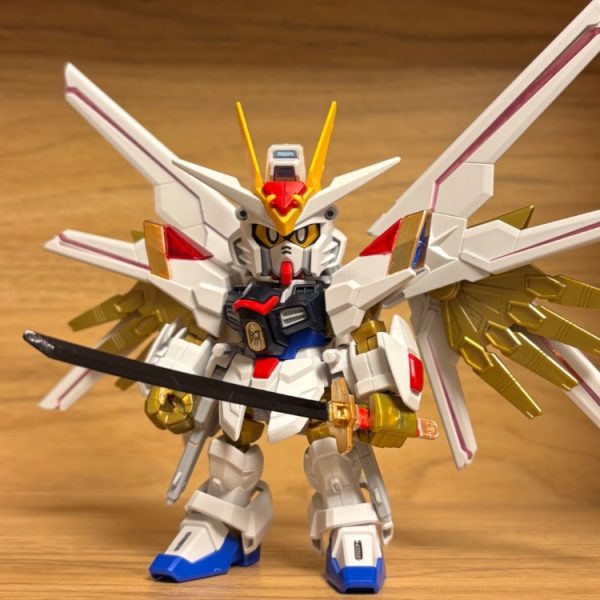 SDCS Mighty Strike Freedom Gundam