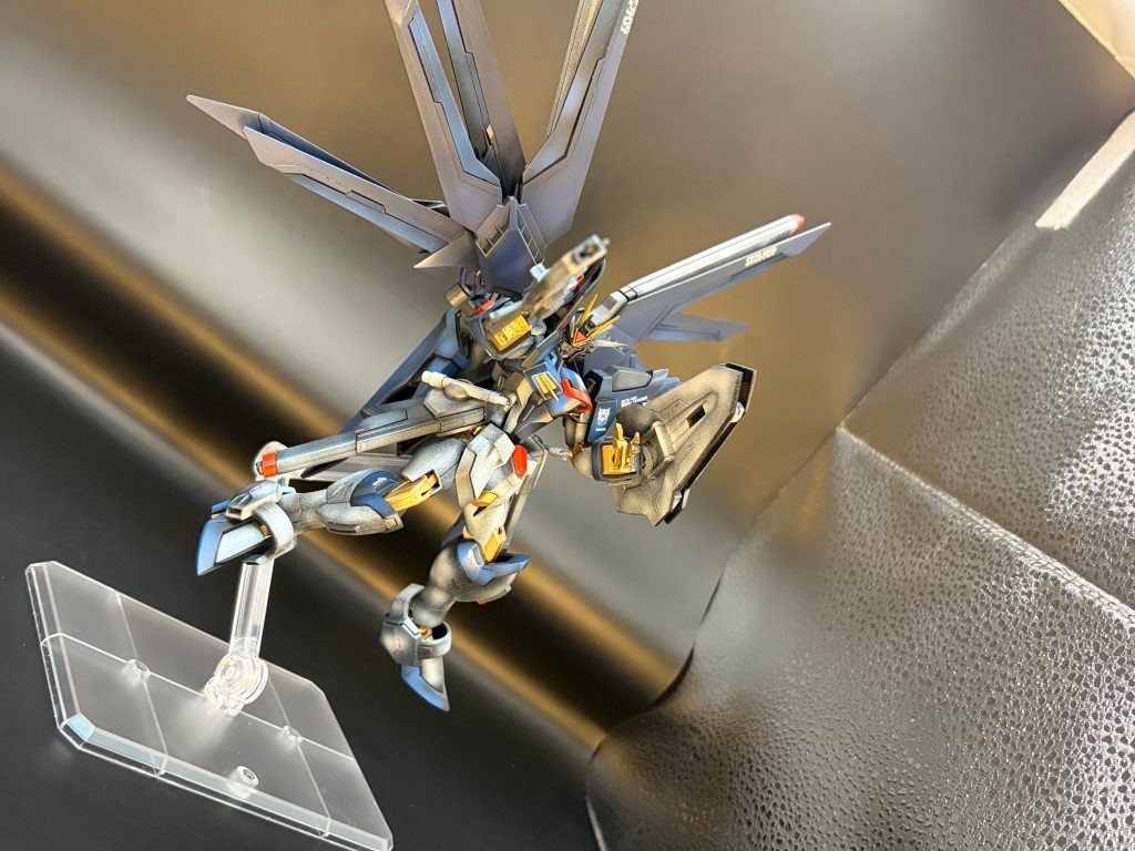 グラデーションが甘かったせいで、全体的に暗くなってしまった(gundam-kao9)