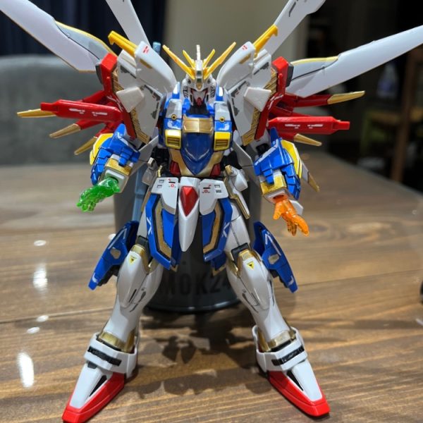 シャイニングゴットガンダム