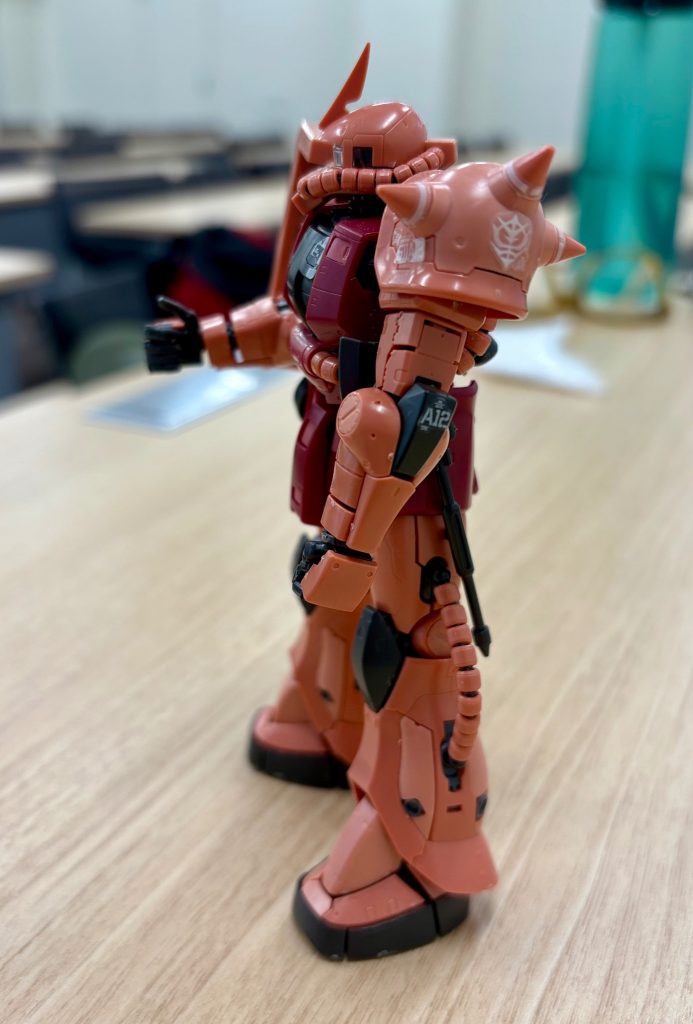 RG シャア専用ザク–2枚目/制作者：yuichituba