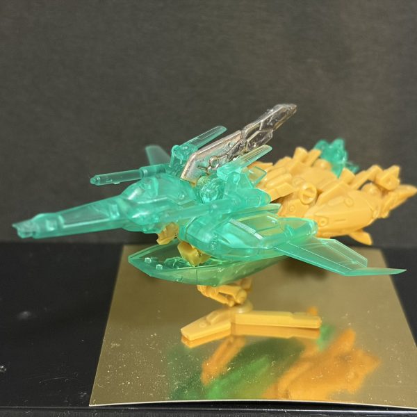 普通のを作っていたら、、、足の付け根がポロり・・・・うん！やりたかったことやろう！ってことでBWS装備をクリア使ってみた。一回BWS外して、銀塗りしようと思ったが、、、、BWSつけるの結構苦労したので(顔が壊れても良いと覚悟決めてからにします！)ってことで、背のところだけシルバー！（4枚目）