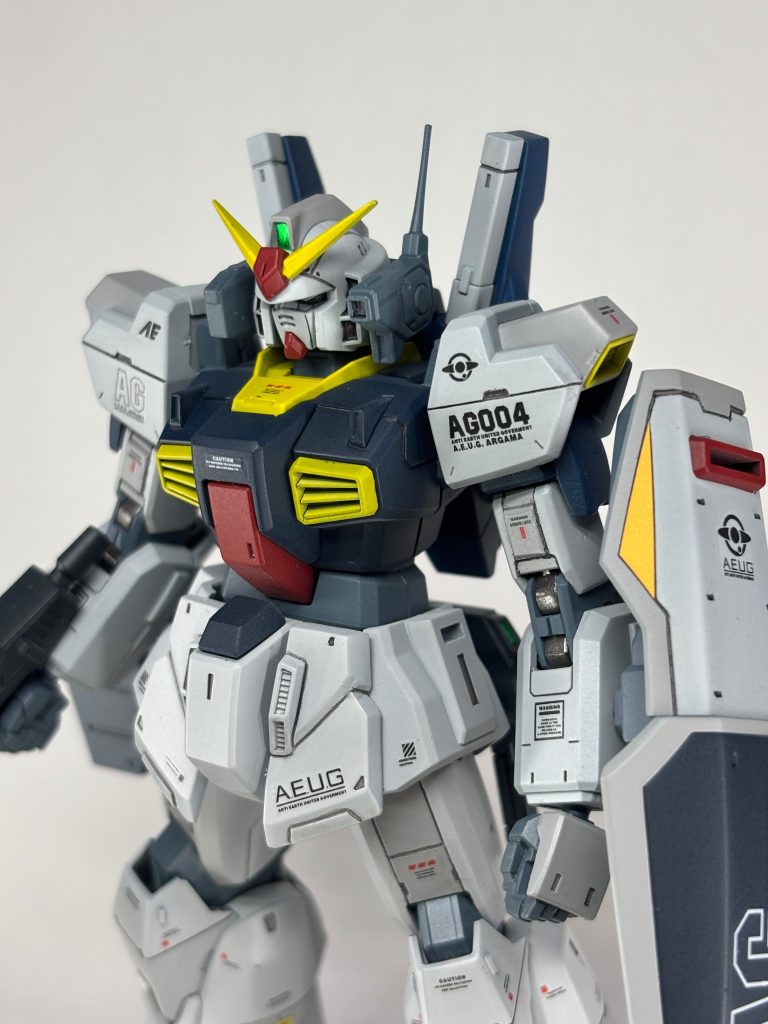 あと、マーク2に刺激されて勢いで買ってしまったZガンダムと百式があるのでそちらも丁寧に作りたいと思います。
