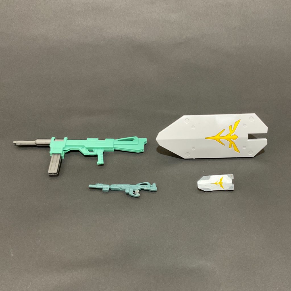 武装はHGサイコ・ドーガの形状に寄せています。