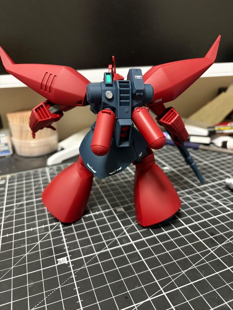 前と後ろはデカールでディテールUP