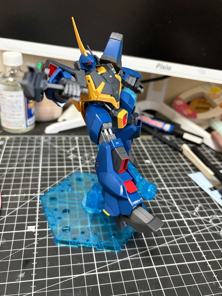 ちょっと武器の稼働範囲が狭いですね。