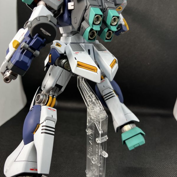 量産ニュー完成です。アリュゼウスユニットの脚部装甲も完成しました。引き続き制作していきますので、お暇があったら見に来てください！よろしくお願いします。（3枚目）