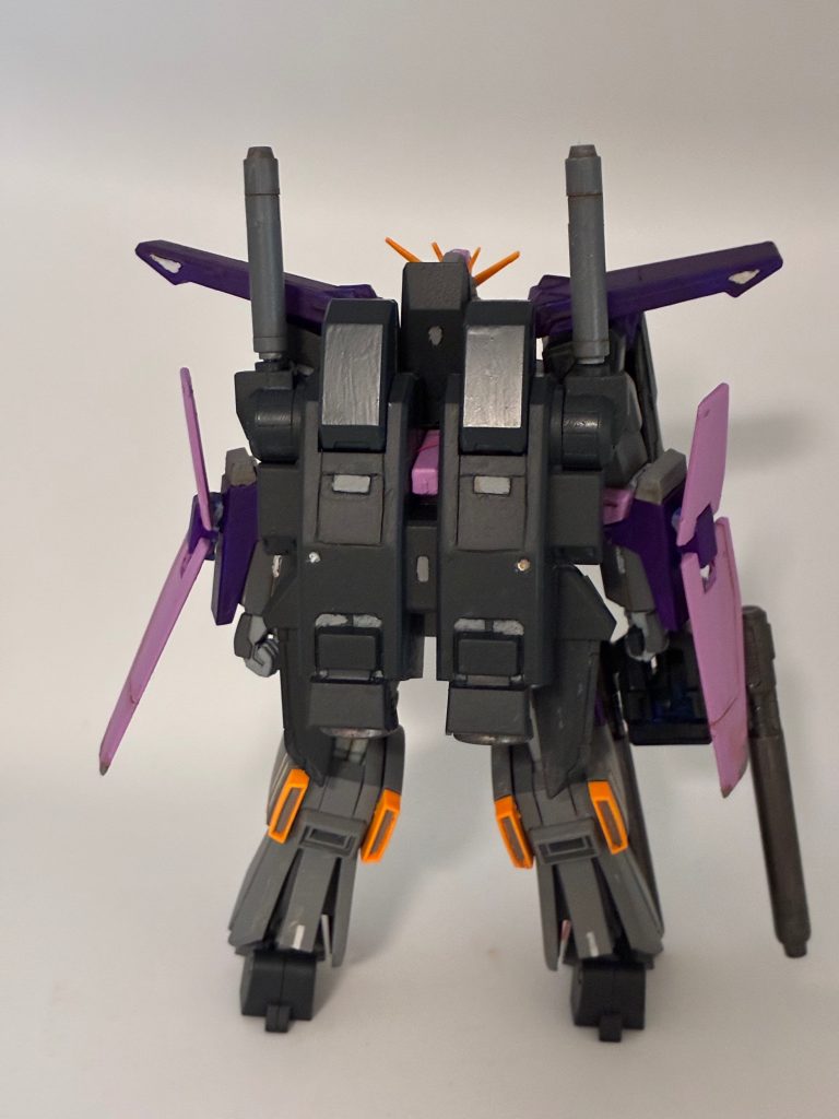 HGUCダブルゼータ、筋彫りと磁気LED初挑戦–4枚目/制作者：たけのこここ