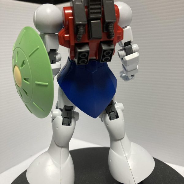 今回は、高機動型ギャン。って、コンセプトで型を作り始めました😊バックパックにドラッツェ改のパーツミキシングしてゲルググ ウェルテクスっぽいイメージを目指します✨（4枚目）