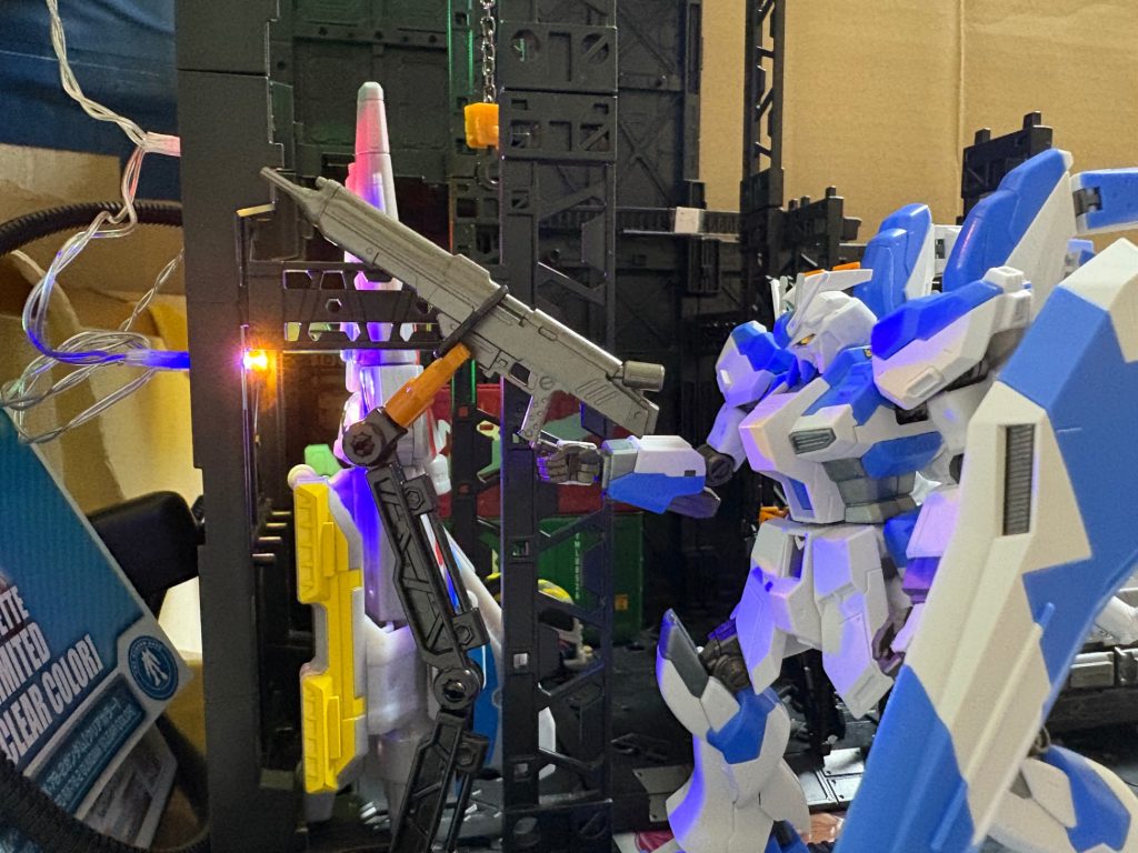 置いている子達・HGHi-νガンダム・HGガンダムルブリス量産試作モデル・コンテナビークルシリーズ「XIGファイターSS」・スカイマスケッティ