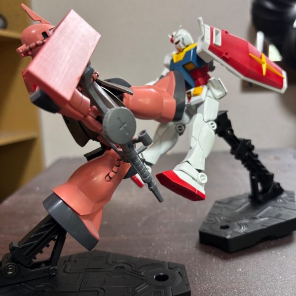 赤い彗星キック