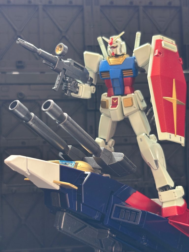 このキットのガンダムは未製作なので、完成したら、G-ARMORとして投稿いたします。ご視聴、ありがとうございました😊以前に投稿したガンダムリバイブ版、良かったら覗いてみてください。