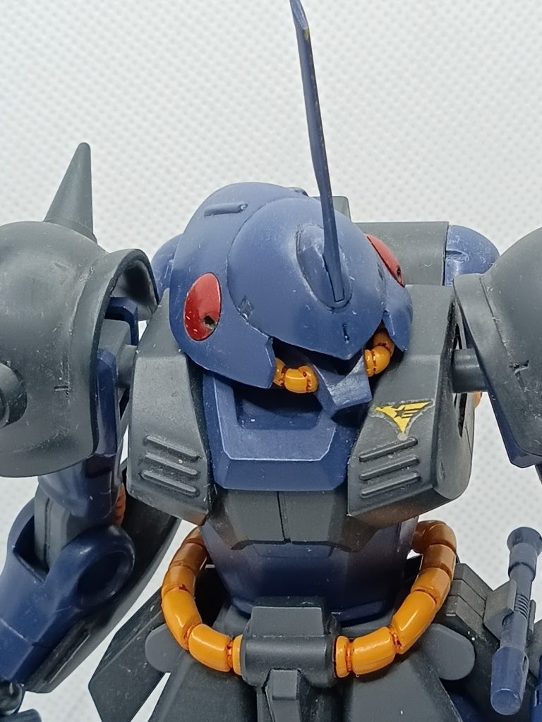 顔もちょっとだけイジってます