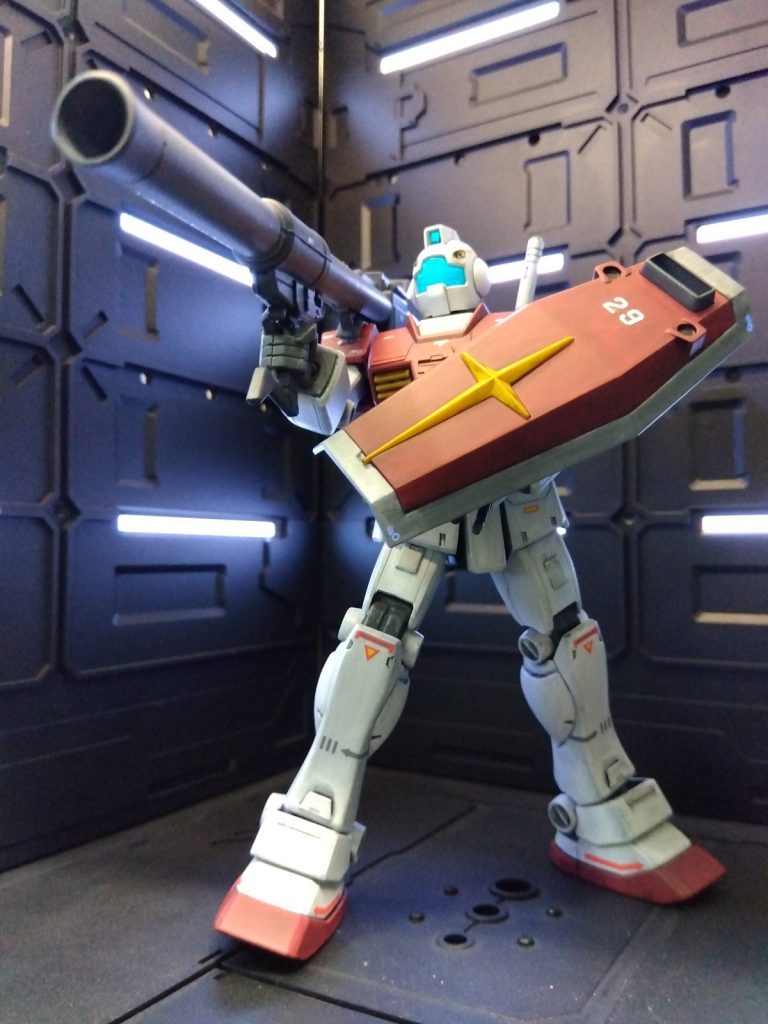 バズーカ装備。RG Ver2の武器セットから。