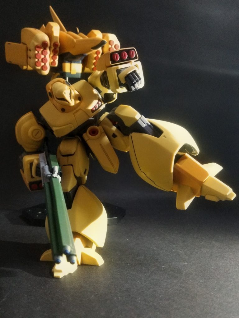 ｢AMX-102 ズサ｣のパイロットてある｢ミサ・イィル 准尉｣って 🧐ﾄﾞﾝﾅｶﾀ?&nbsp;脳内設定・・・｢ルッキールー 特務大隊｣に｢シンニュ・ウシャイン 准尉｣と共に配属された新米パイロット。父親が花火職人で在る為か指導教官である｢エドガァ・フィガロ 特務大尉｣と仲が良い。口癖は当然『たまや～🎆』『かぎや⤴️🎇』なのは言うまでもナイ‼️&nbsp;果たして彼女の活躍は如何ほどか 😖