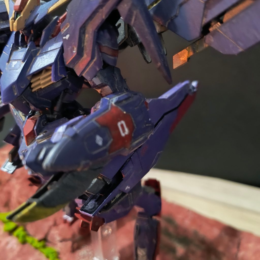 キュートな盾(zaku-kao2)