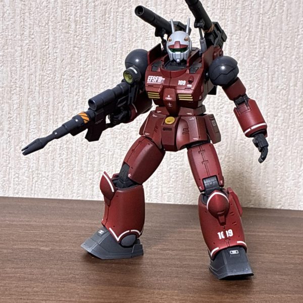 1/35タミヤのドイツ兵をベースにドレン大尉の可動フィギュアを作成しました😃造形は良いのですが顔が…やはり私にこのサイズは描けないです。リトライする時間はないのでとりあえず完成とします。109はほぼドアン版なので特に言うことはないですが、108と並べると感慨深いものがありますね😁（4枚目）