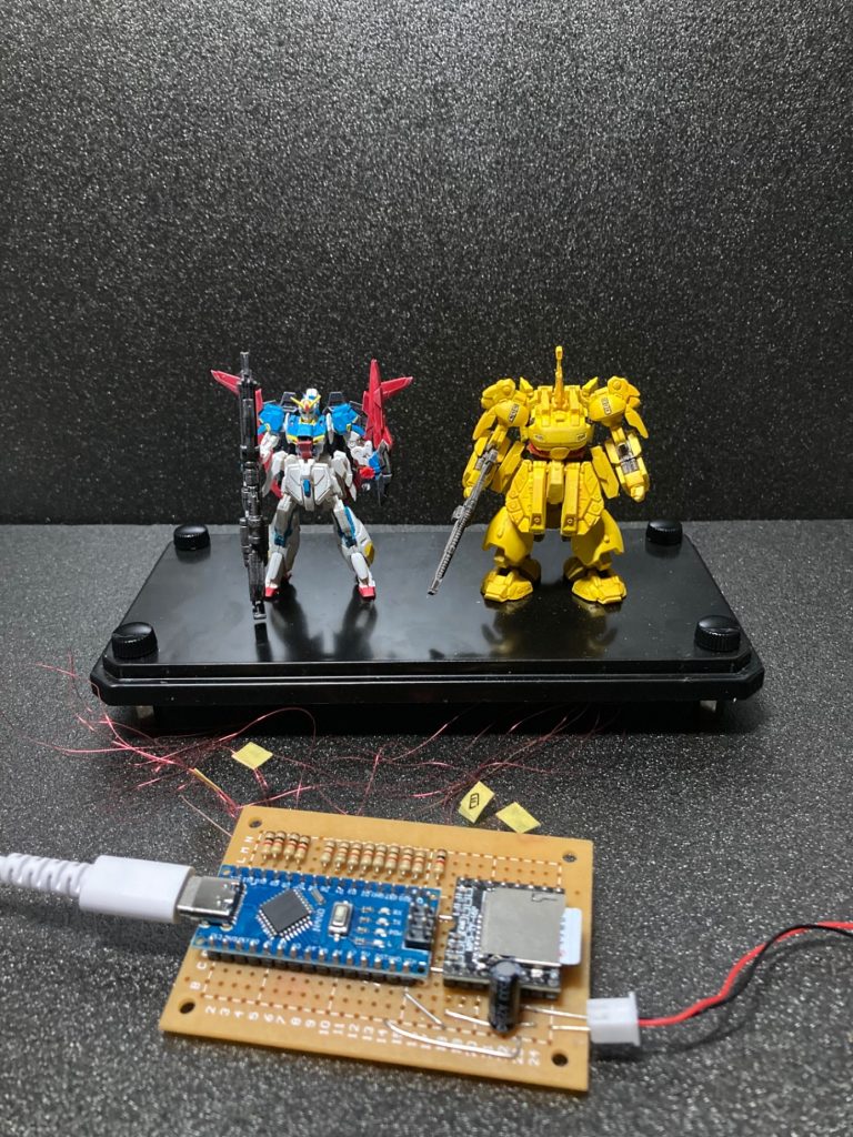 製作の合間に–5枚目/制作者：エキドナ