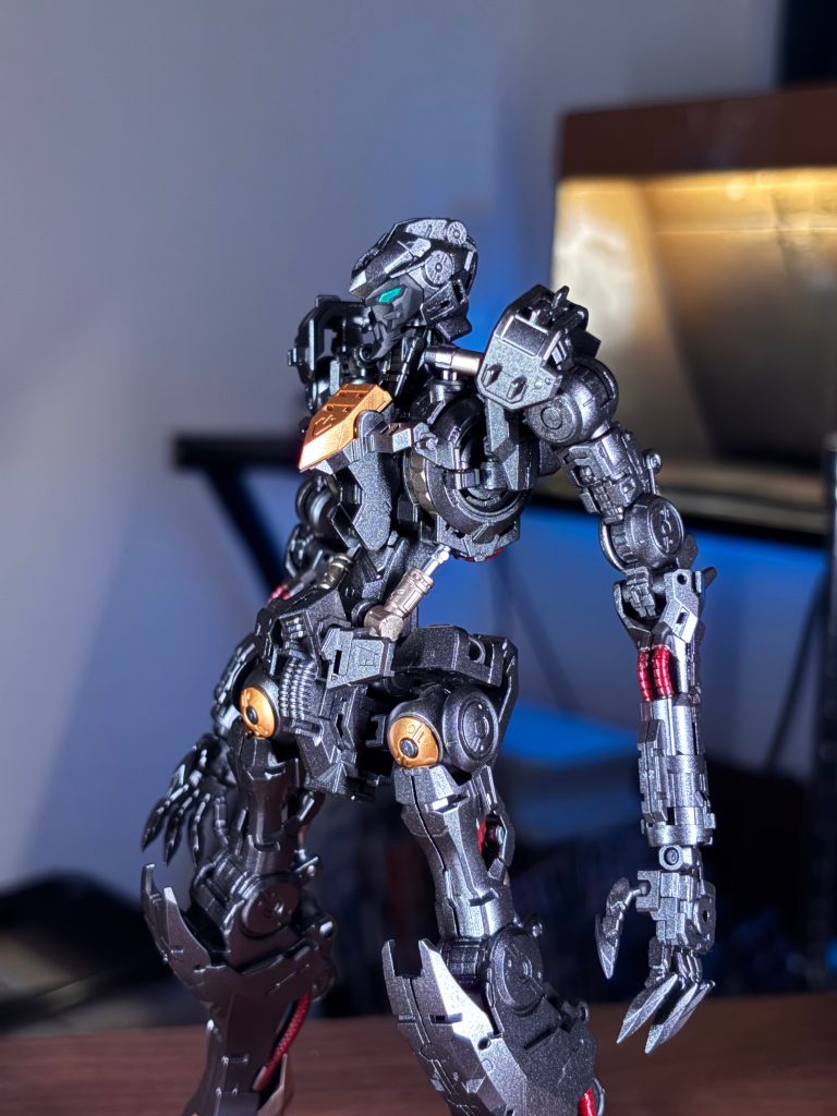 MGバルバトスルプス全塗装１　フレームと武装のみ