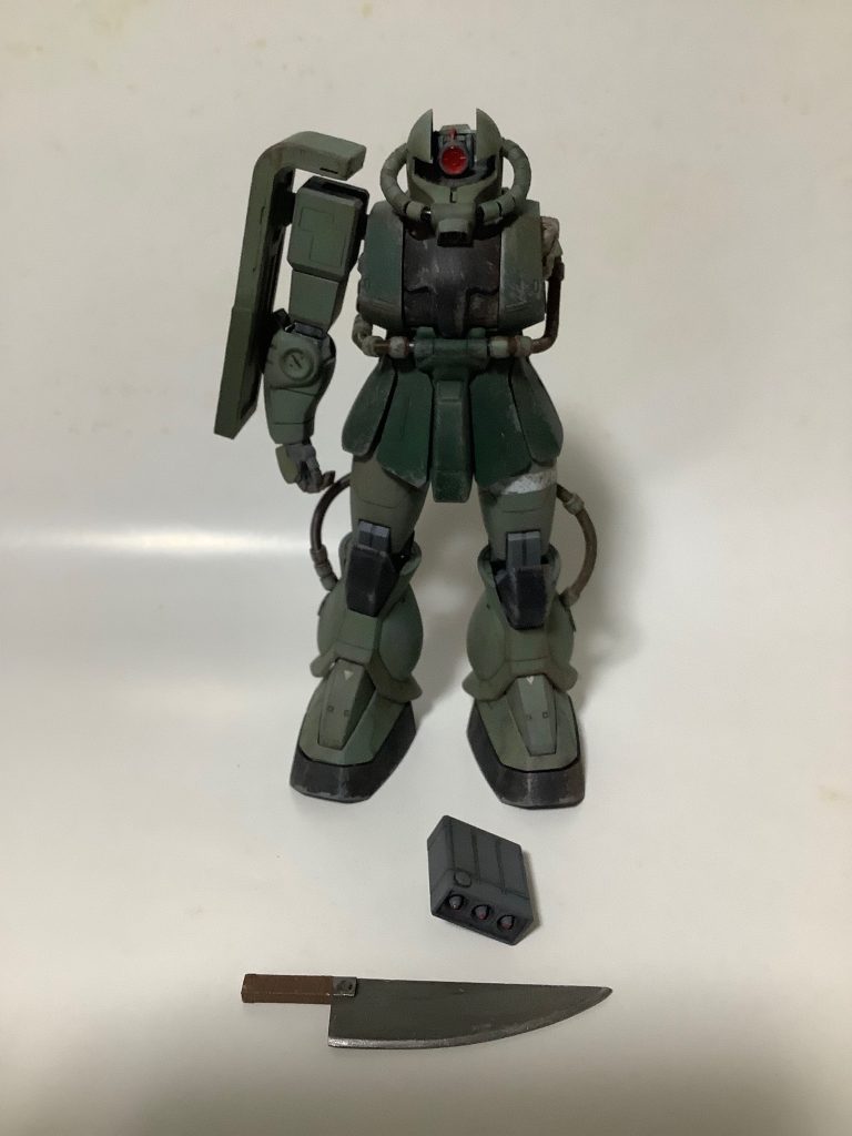 入手したジャンク品が足首を傾ける工作済でした