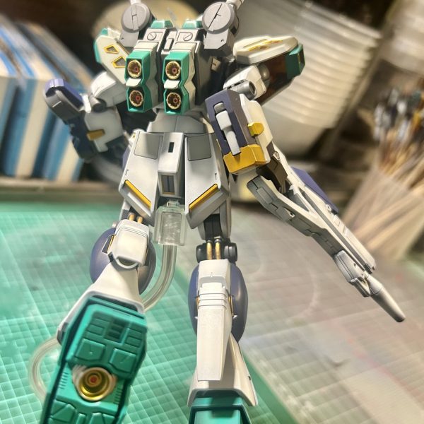 HGアリュゼウス製作途中ですがモチベーションキープの為に量産型νで一旦小休止、、、（4枚目）