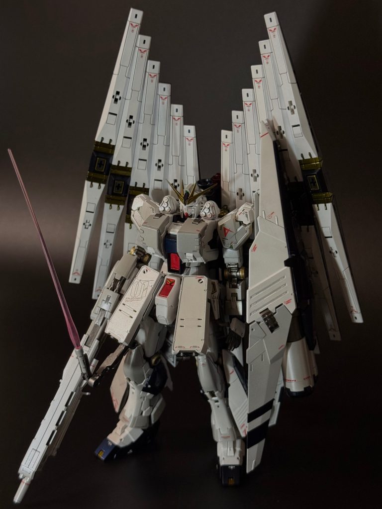 νガンダム HWS ダブルフィンファンネルフル装備です。カッコいい…😁