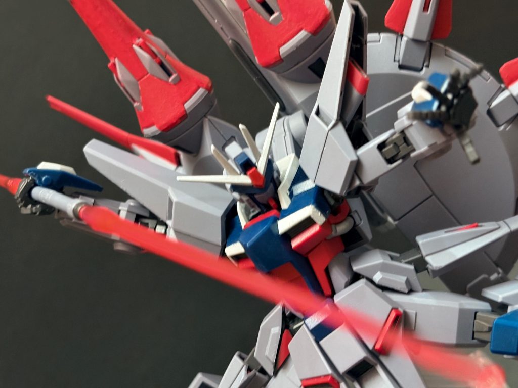 使用キットHGCEレジェンドガンダムそりゃそうだ。