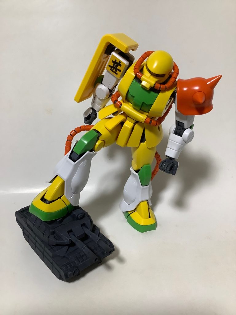 ザクとの比較出しやすい場所にあったのがリコザクでした