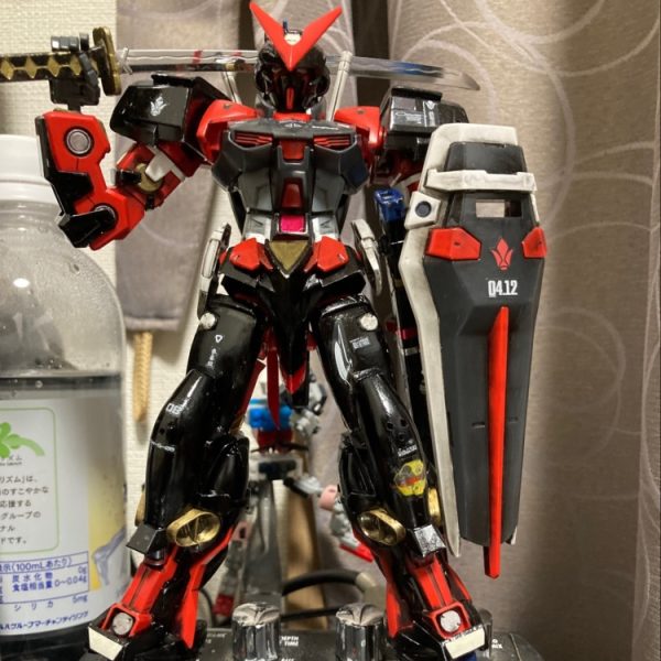 アストレイ　レッドフレーム
