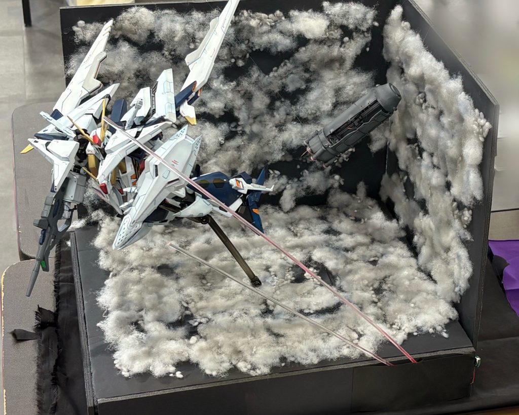 これが模型コンテストに出展した空中ジオラマベースMK2です(笑)。この時はカラーボードには全く塗装してません。