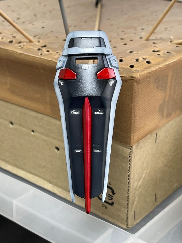 　武器類も忘れずに塗装→デカール貼り