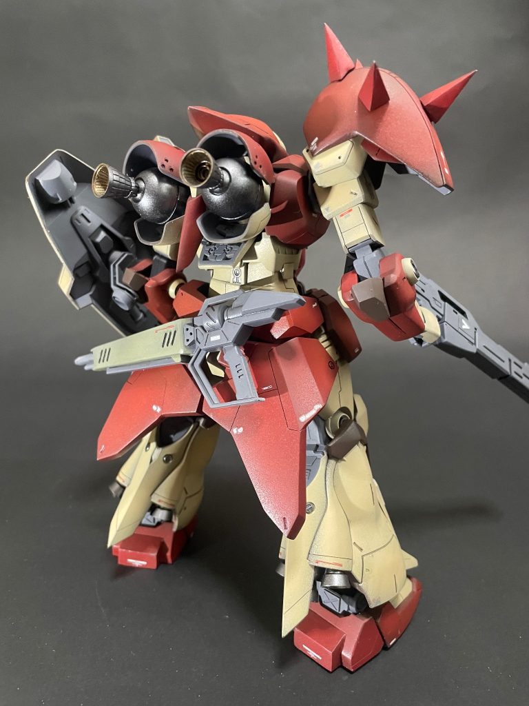 本来のライフルはサブで装備してます。