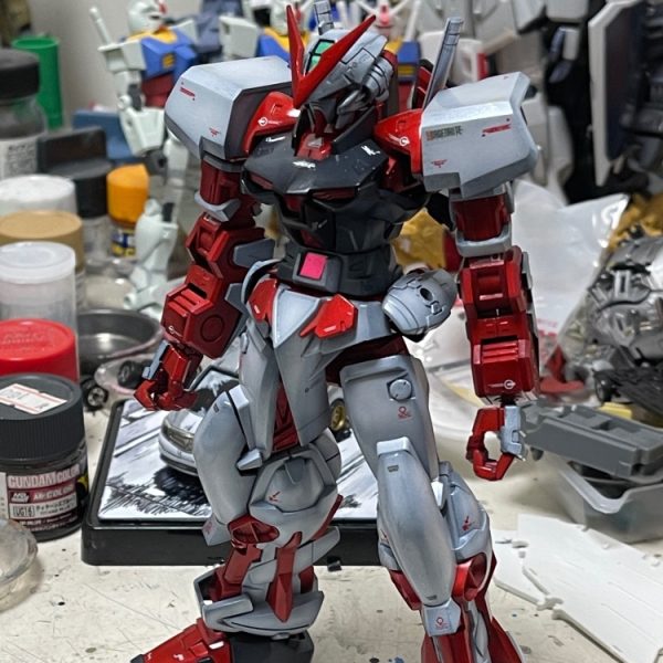 旧キット1/100 ガンダムアストレイ　レッドフレーム