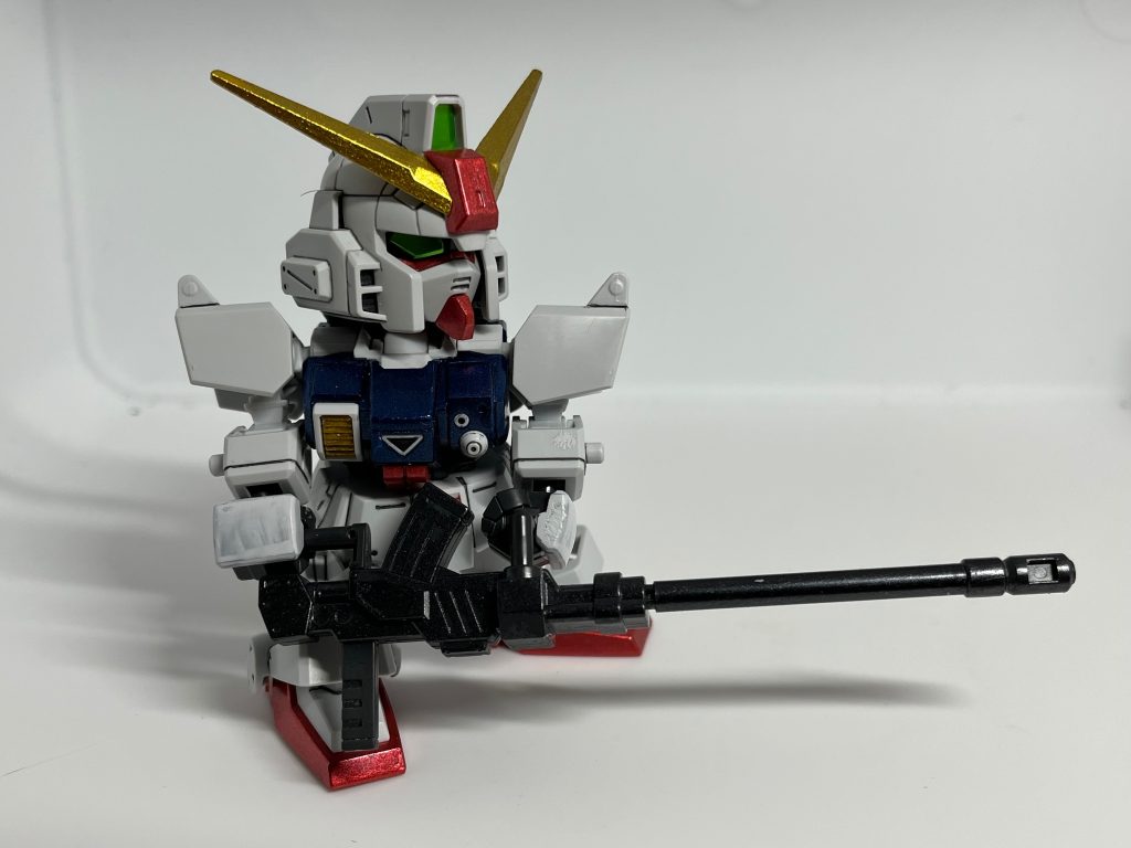 SDフレームだと、箱絵にあるようなポーズは難しかったです。