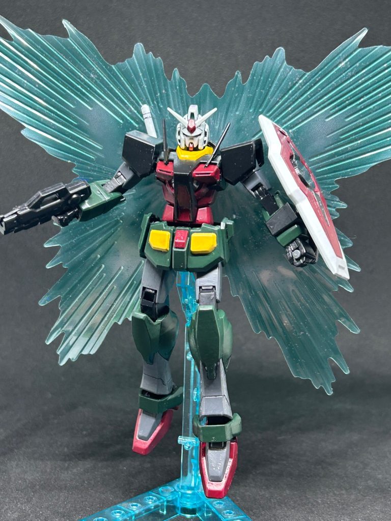 OガンダムなのでGNフェザー装着もできます。