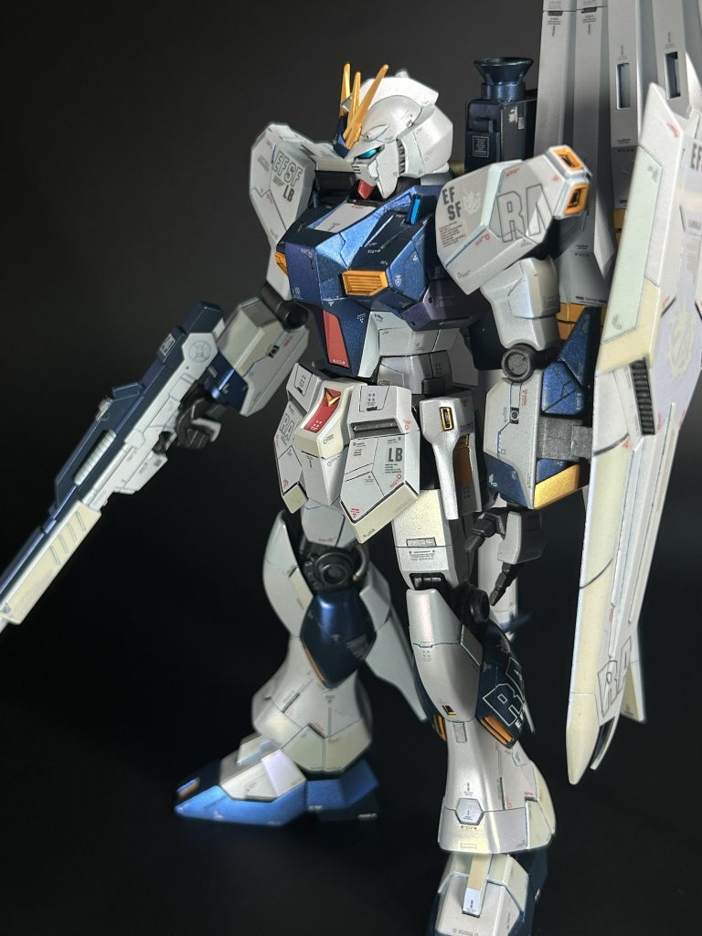 HGUC 1/144 RX-93 νガンダム