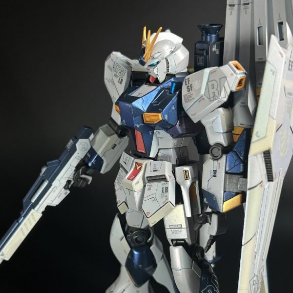 HGUC 1/144 RX-93 νガンダム