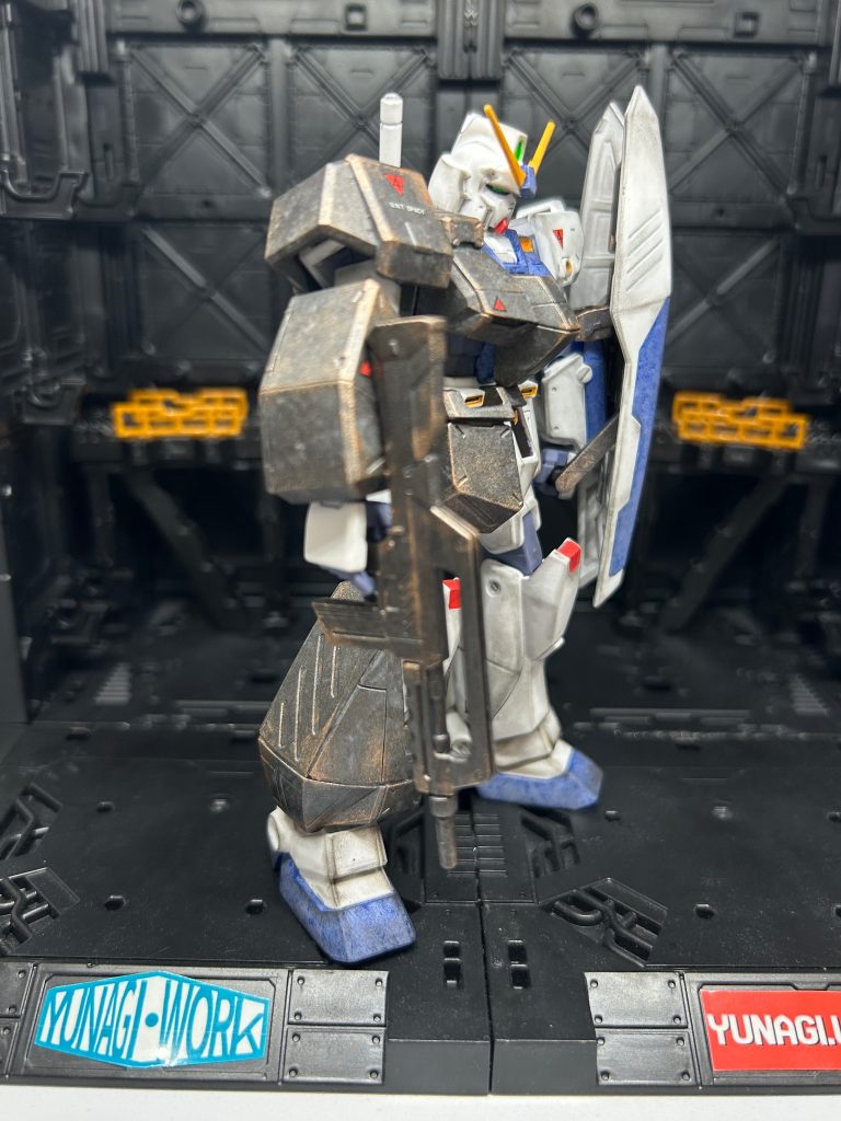 チョバムアーマーは鉄感が出るように塗装しました