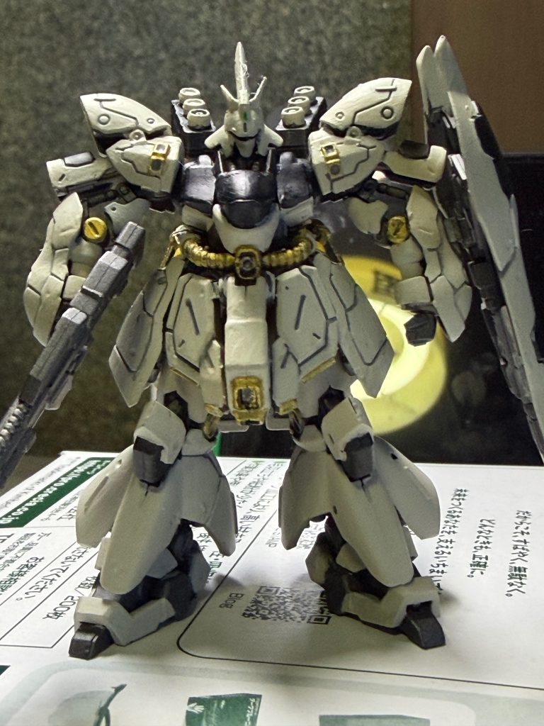 ガンダムアーティファクトサザビー–2枚目/制作者：Koki Sonoda