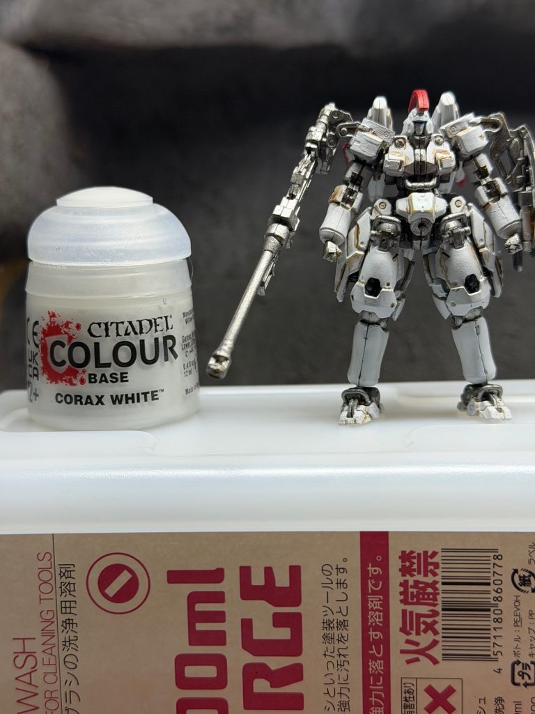 シタデルカラーで全塗装しました。最近ハマって何個か塗装してますが、なかなか上達しませんね。もう少し頑張ってみます。ご覧いただきありがとうございました。