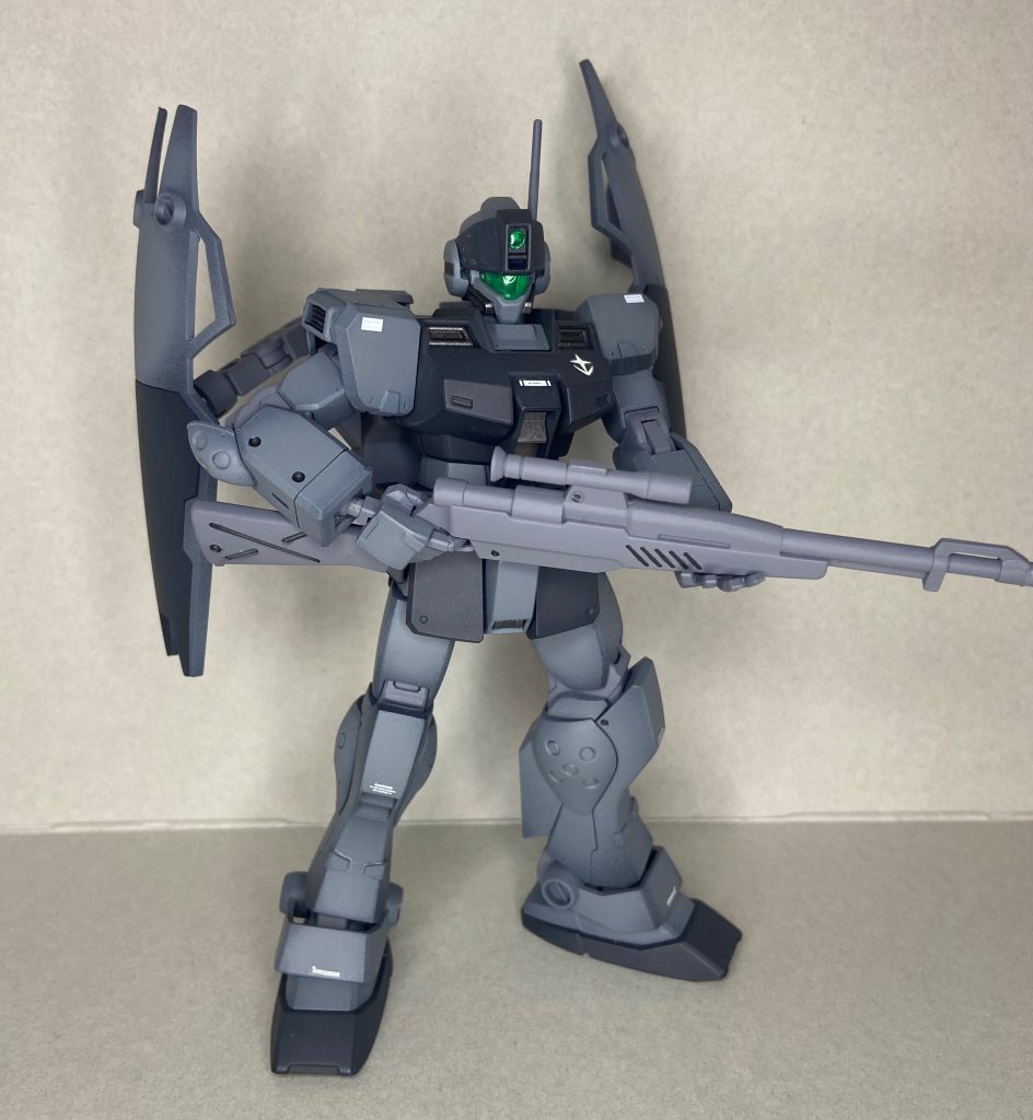 オプションパーツセット19フィンファンネル付属のバックパックを使いボールデンアームアームズでシールド2枚を接続。