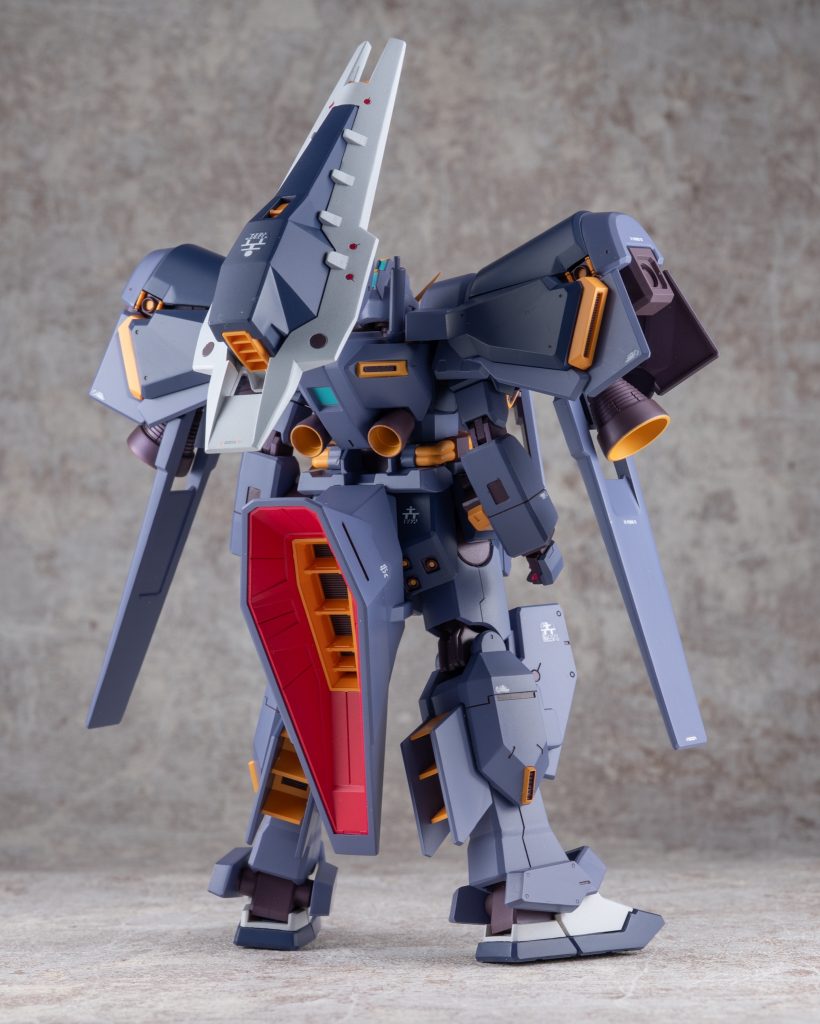 ガンダムTR-1[ヘイズル改]イカロス・ユニット装備–3枚目/制作者：Tatsu