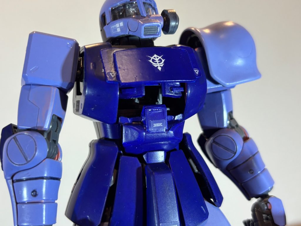 コックピットハッチもザクⅡの仕組みを使って開閉出来るようにしました。