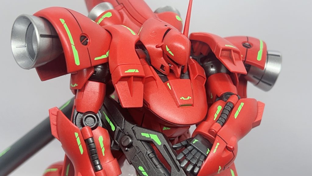 このボディの色にグリーンのデカールは相性バッチリです。