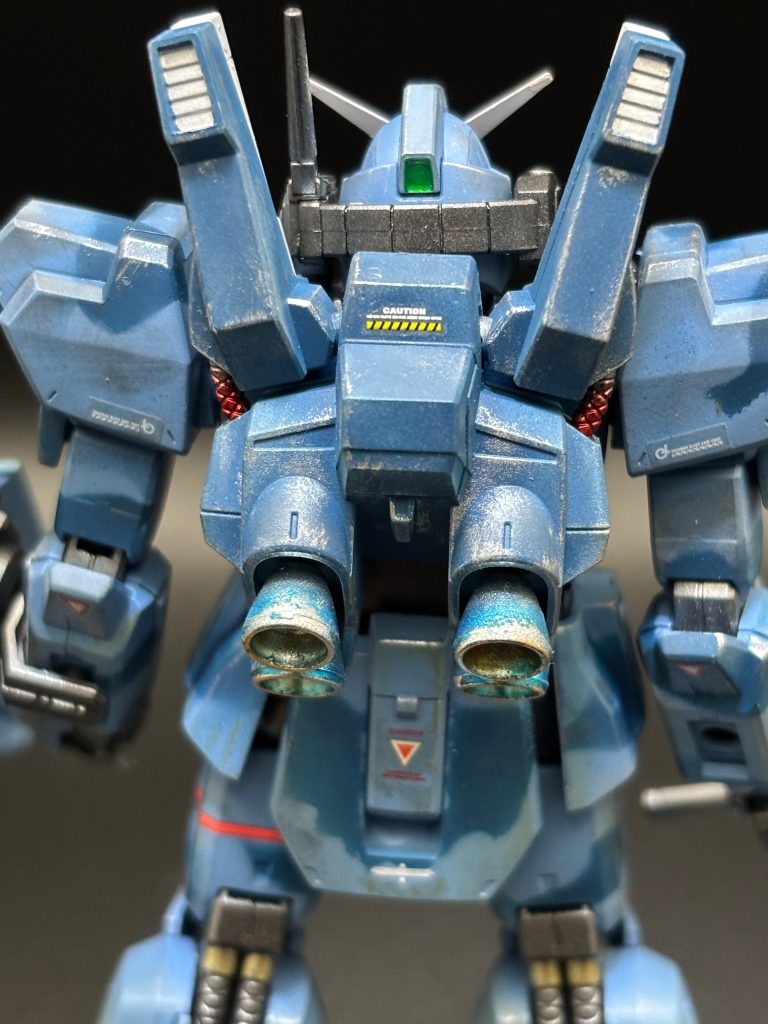 お気に入りはバックパックのウェザリングです✨海での戦闘がメインだと思うので、サビや塩害をイメージしながらウェザリングしました。