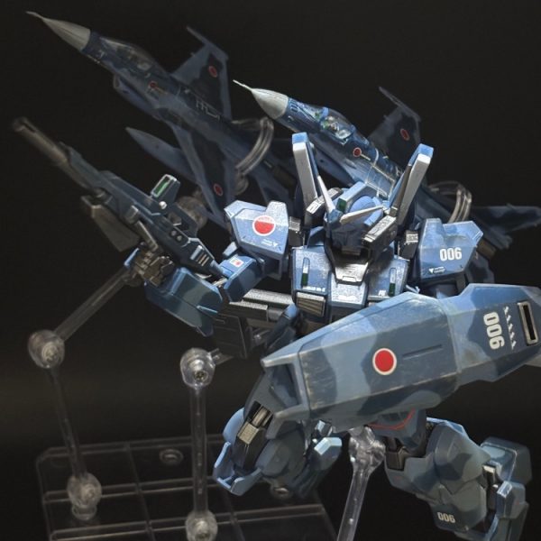 ガンダムMK-Ⅱ（洋上迷彩ver.）とF-2A一緒に飾ったよ！
